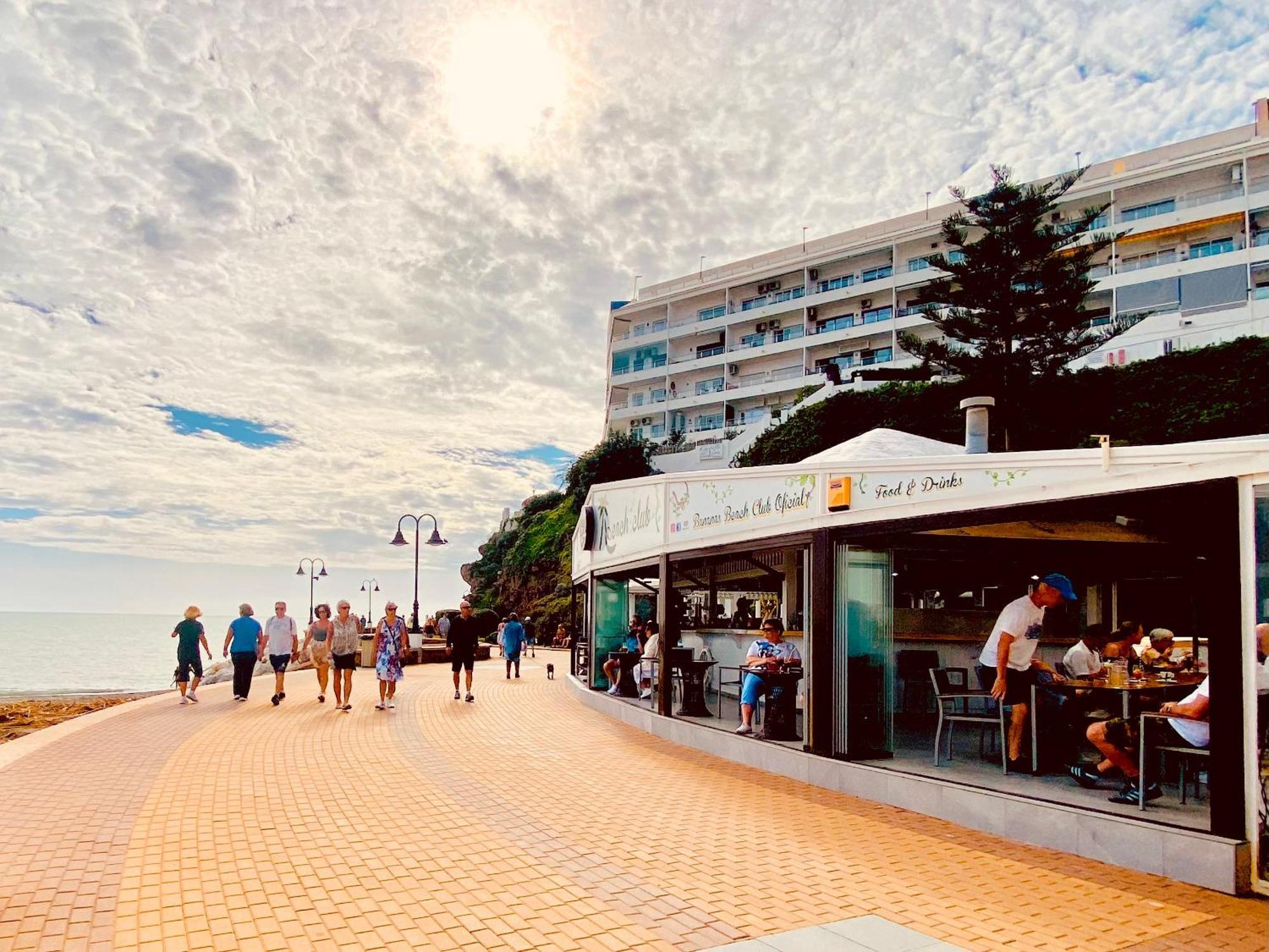 Zeus Apartment Торемолинос Екстериор снимка