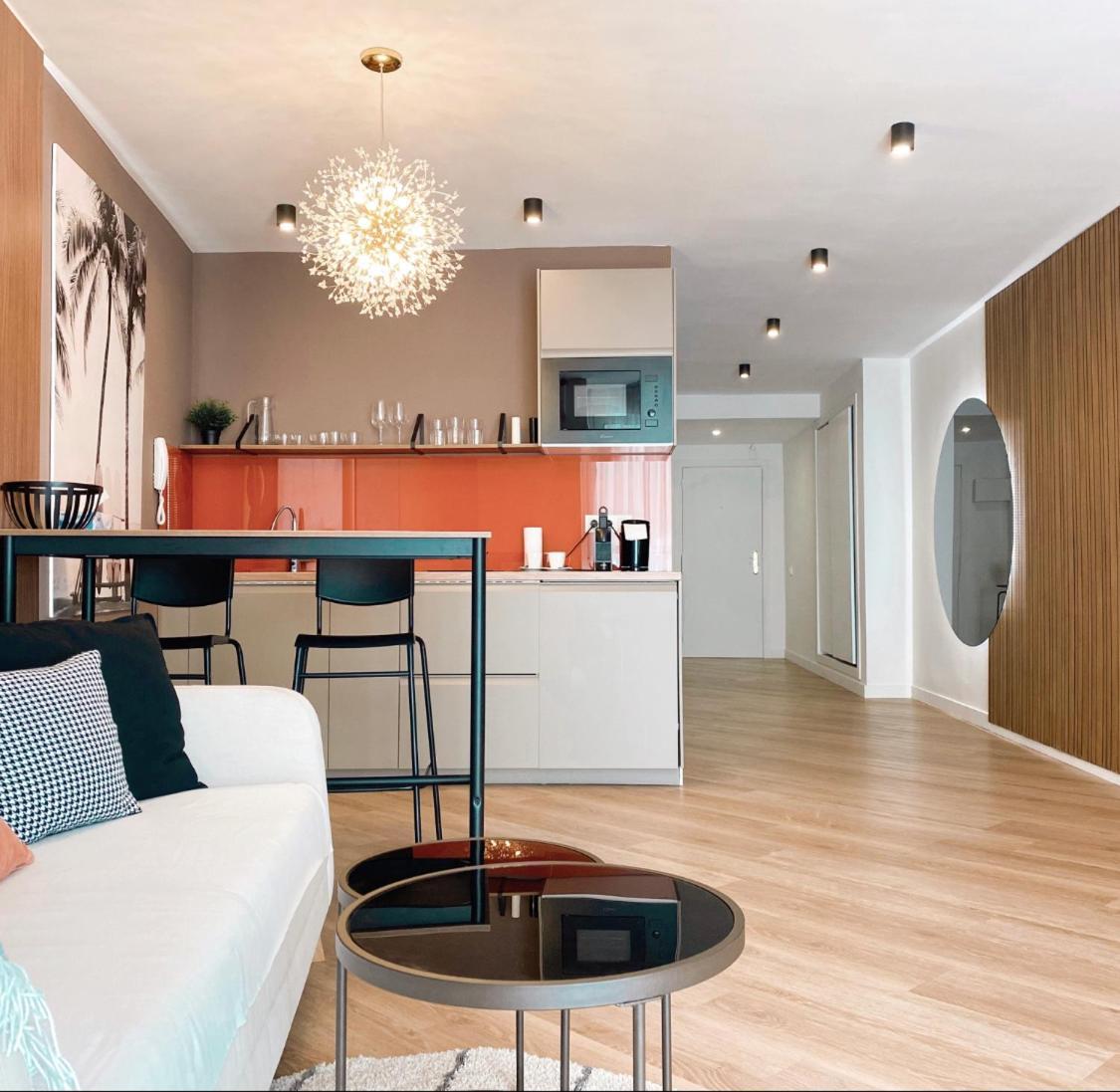 Zeus Apartment Торемолинос Екстериор снимка